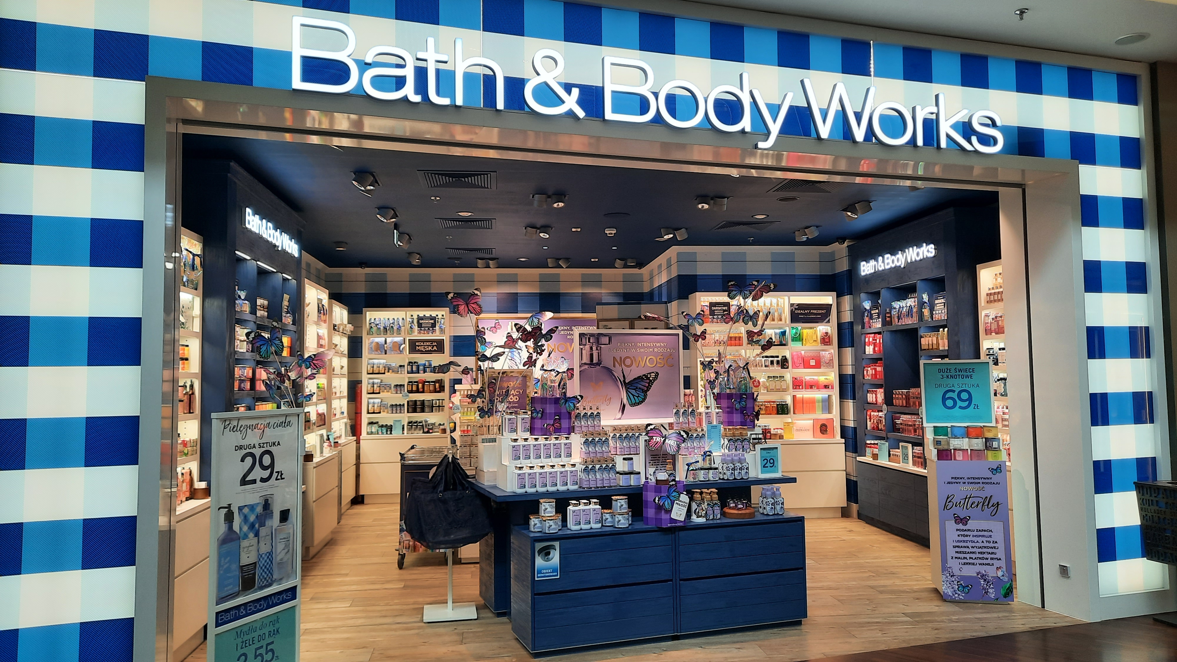 Bath and Body Works store